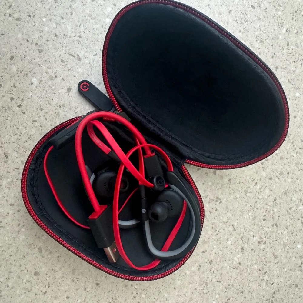Powerbeats Wireless Earphones - Black and Red